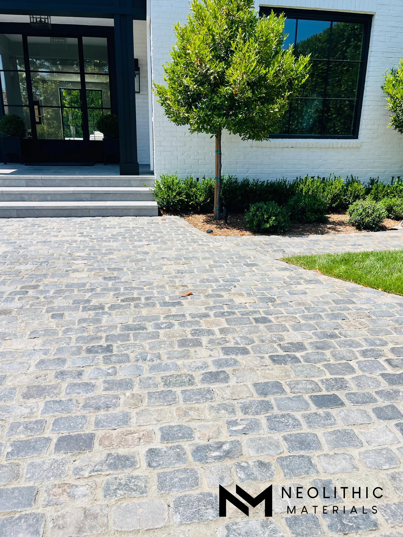 Reclaimed German Basalt Cobblestone - Image 2